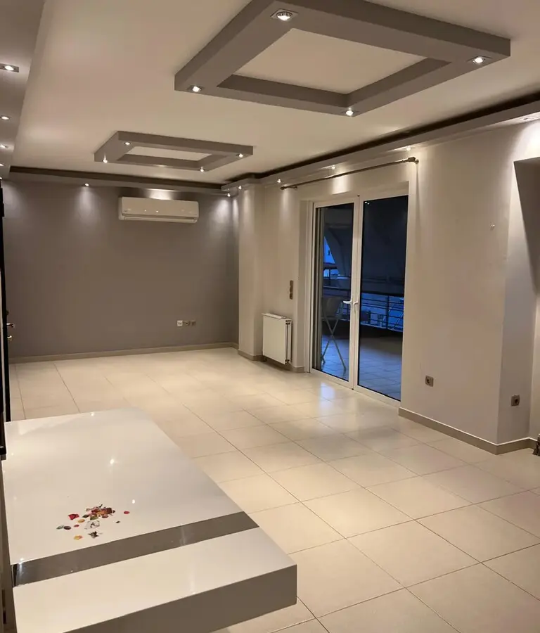 2-bedroom Flat In Dafni, Greece (96 M²)