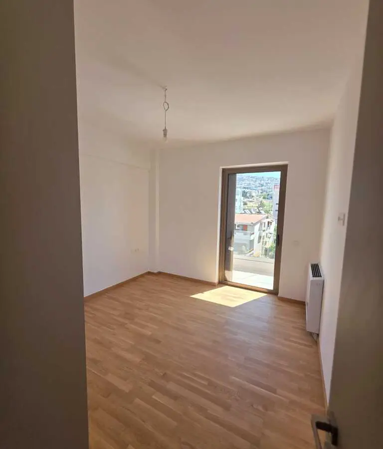 Flat Of 135 M² In Athens