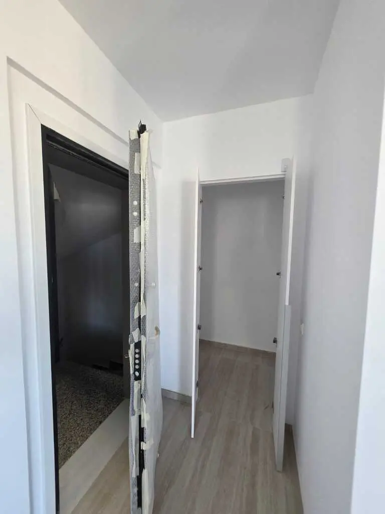 Flat Of 135 M² In Athens