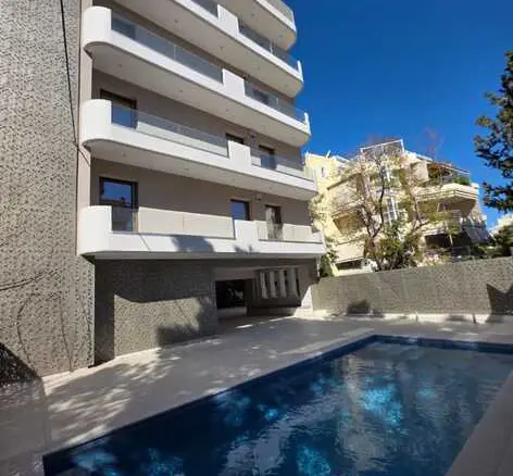 Flat Of 135 M² In Athens
