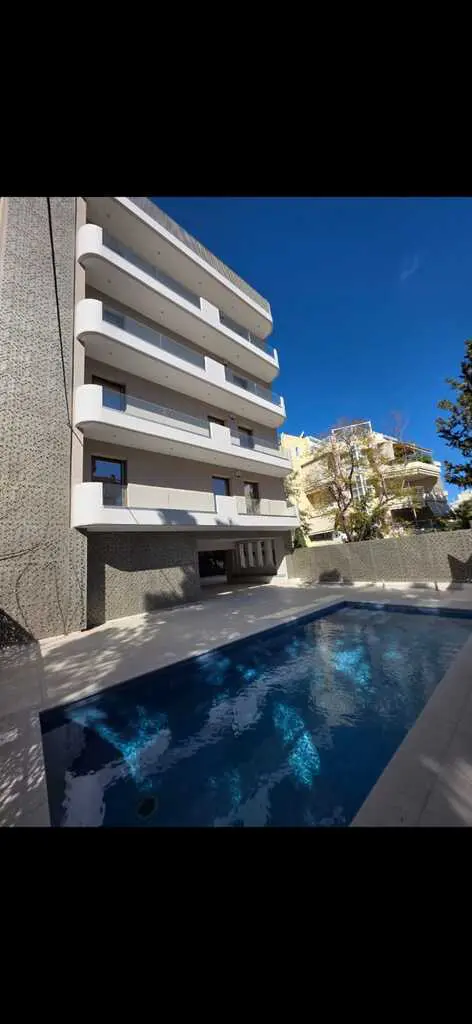 Flat Of 135 M² In Athens