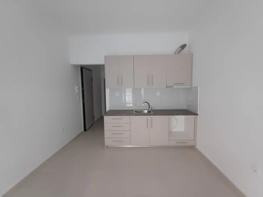 Flat Of 33 M² In The Suburbs Of Thessaloniki