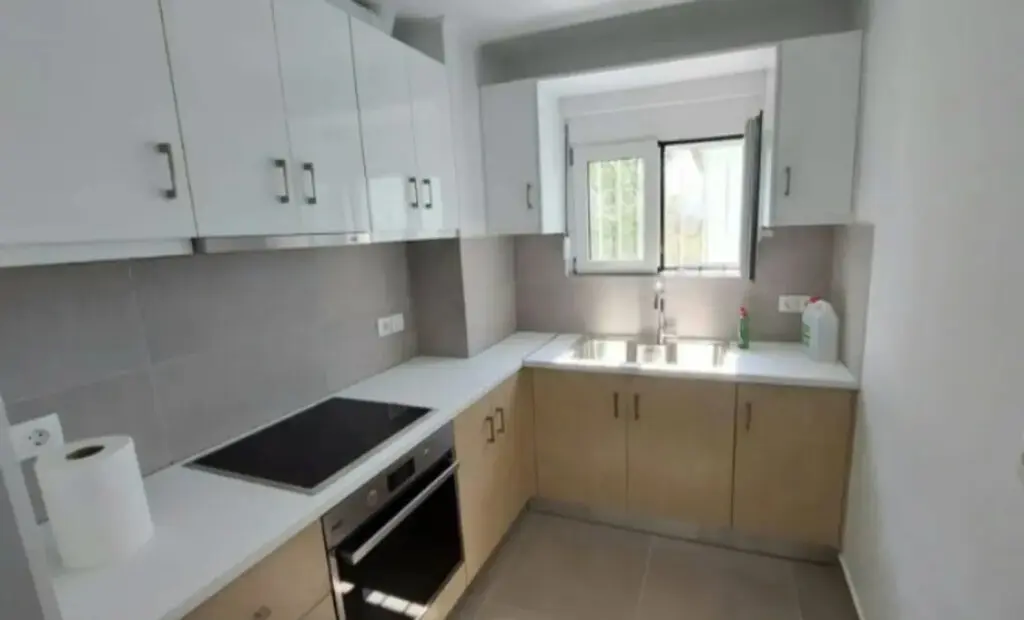 1-bedroom Detached House In Koropi, Greece (50 M²)