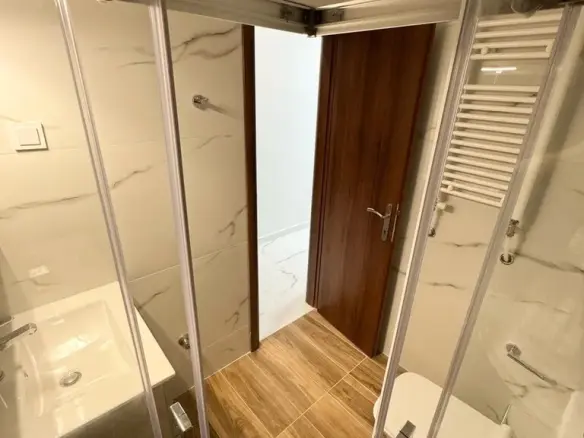 Flat In Center Of Thessaloniki, Greece (70 M²)
