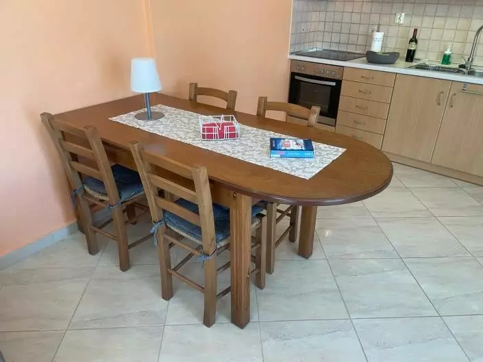 1 Bedrooms Apartment For Sale
