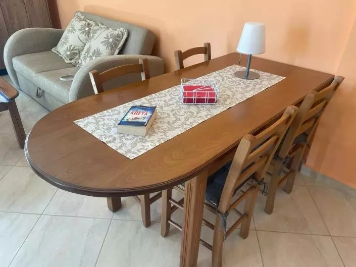 1 Bedrooms Apartment For Sale