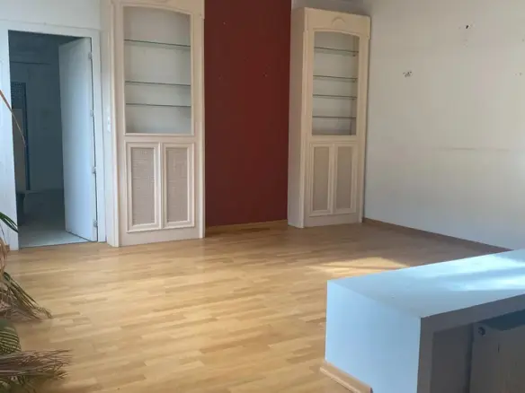 2-bedroom Detached House In Gazi, Greece (205 M²)