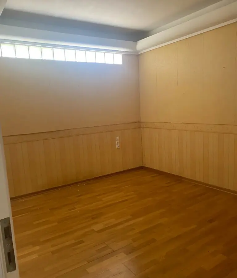 2-bedroom Detached House In Gazi, Greece (205 M²)