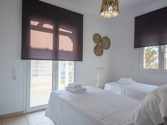 3-bedroom Villa In Neapoli, Greece (250 M²)