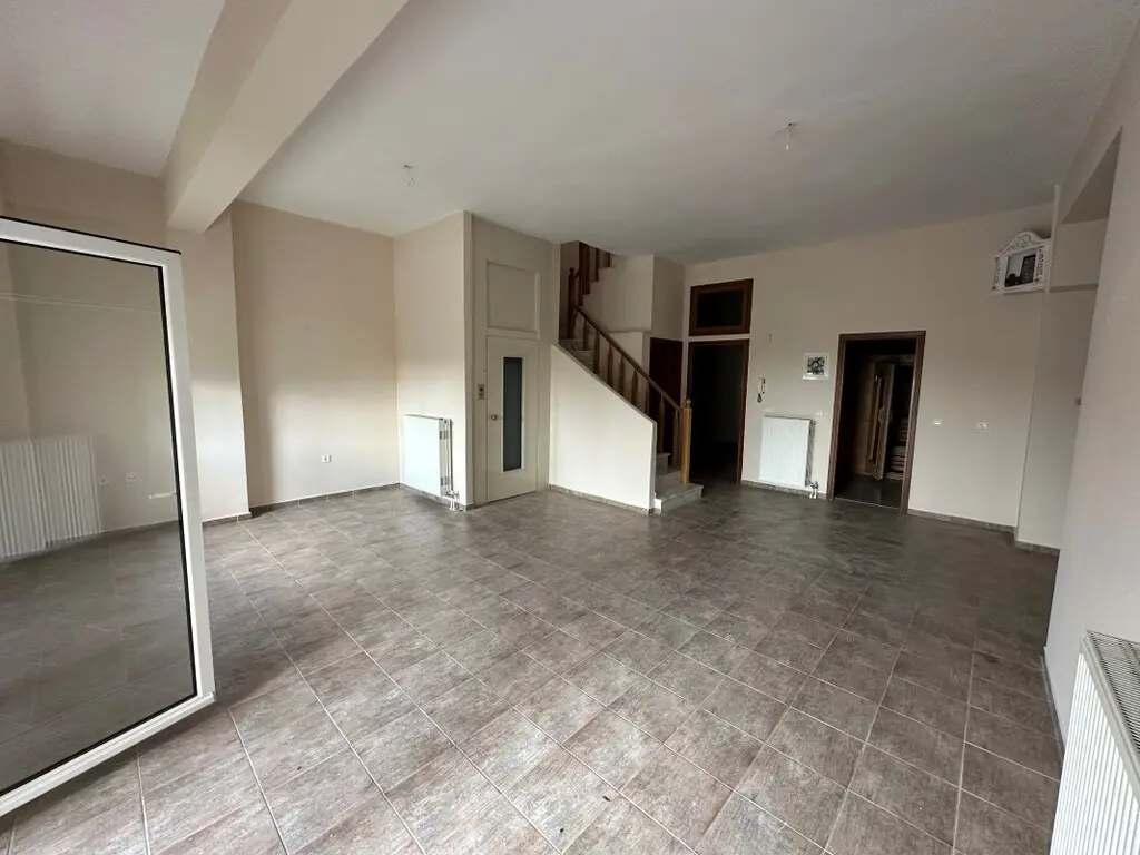4-bedroom Maisonette In Oreokastro, Greece (240 M²)