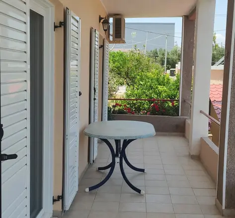 1-bedroom Detached House In Lavrio, Greece (87 M²)