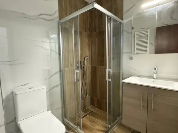 Flat In Center Of Thessaloniki, Greece (70 M²)