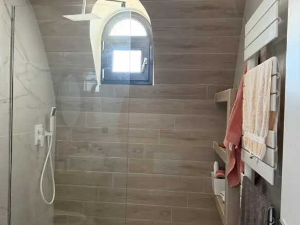 2-bedroom Complex In Santorini, Greece (350 M²)