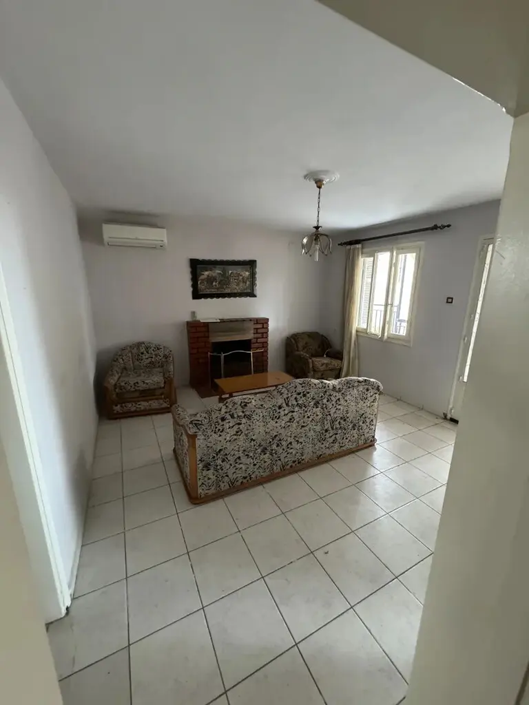 2-bedroom Detached House In Polichni, Greece (75 M²)