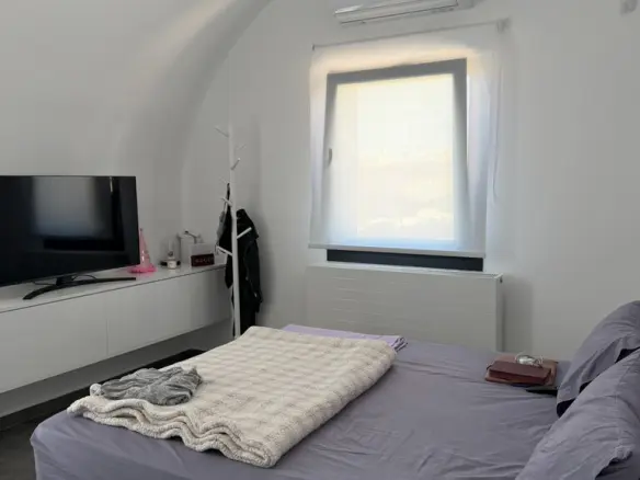 2-bedroom Complex In Santorini, Greece (350 M²)