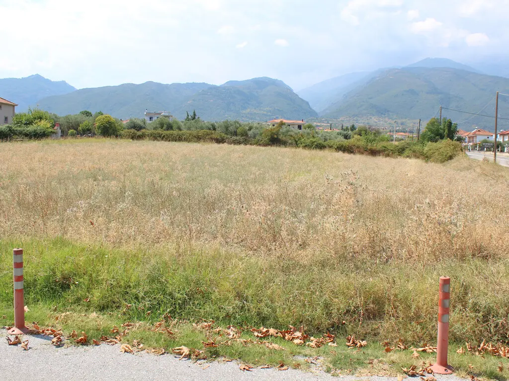Land Of 4460 M² On The Olympic Coast