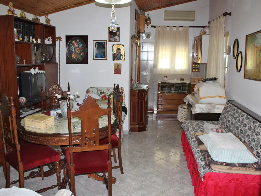 Business Of 270 M² On The Olympic Coast