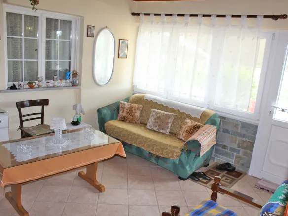 Business In Pidna, Greece (270 M²)