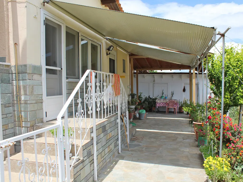 Business Of 270 M² On The Olympic Coast
