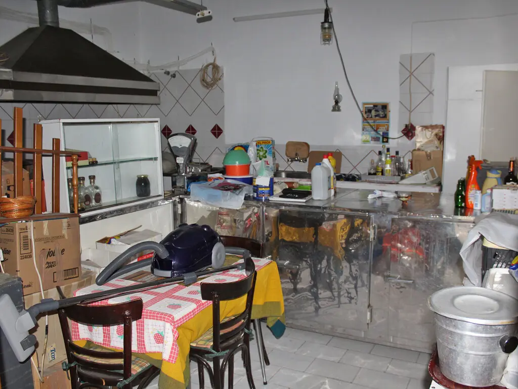 Business Of 270 M² On The Olympic Coast
