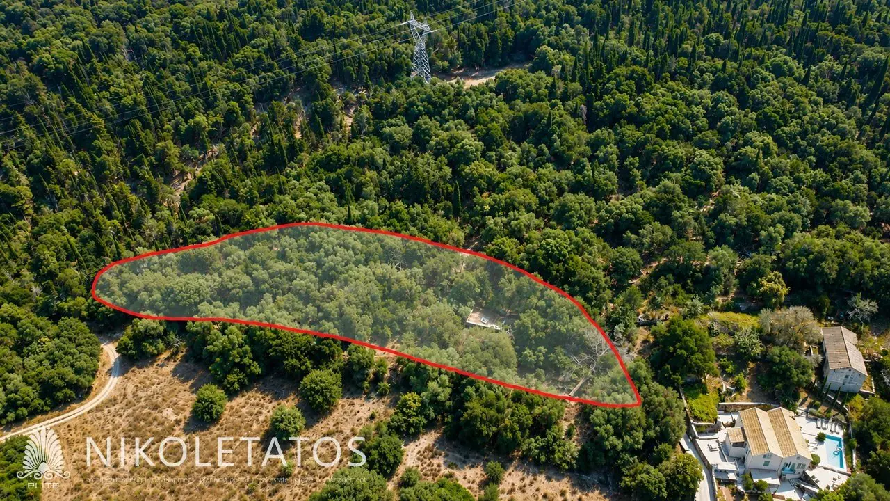 Land Of 1000 M² In Psilithrias, Greece