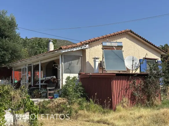 House Of 100 M² With Sea View In Ratzakli, Greece