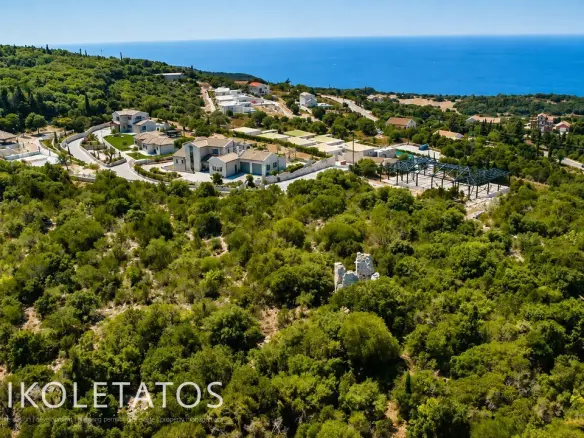 Plot Of 1000 M² In Antipata, Greece