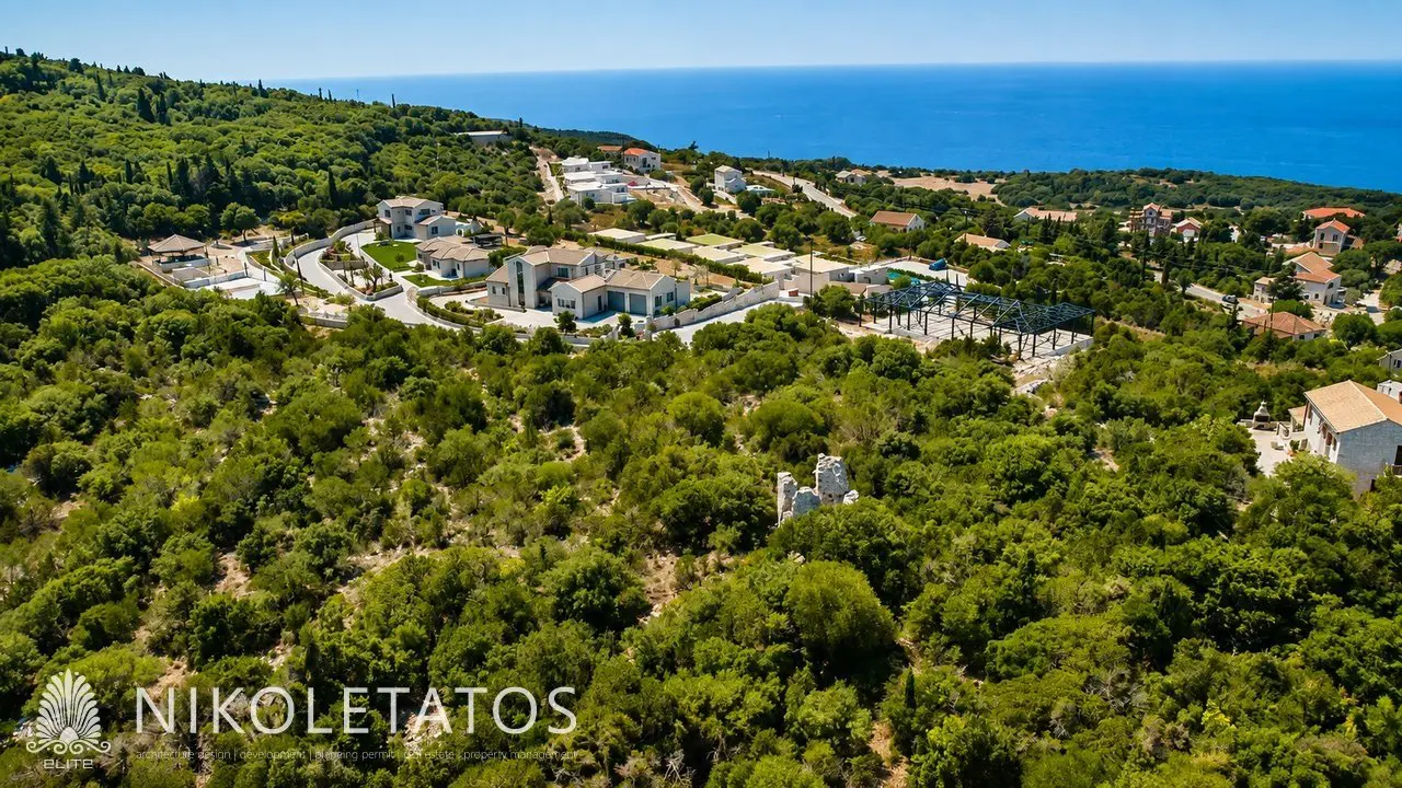 Plot Of 1000 M² In Antipata, Greece
