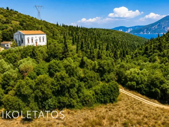 Land Of 1000 M² In Psilithrias, Greece