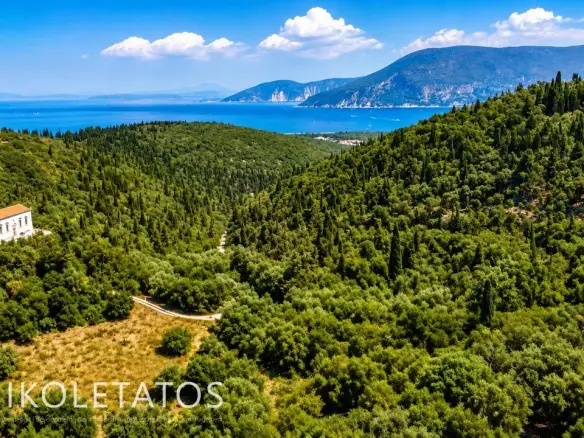Land Of 1000 M² In Psilithrias, Greece