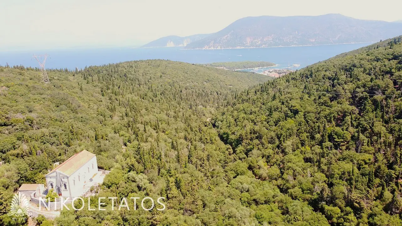 Land Of 4000 M² In Psilithrias, Greece