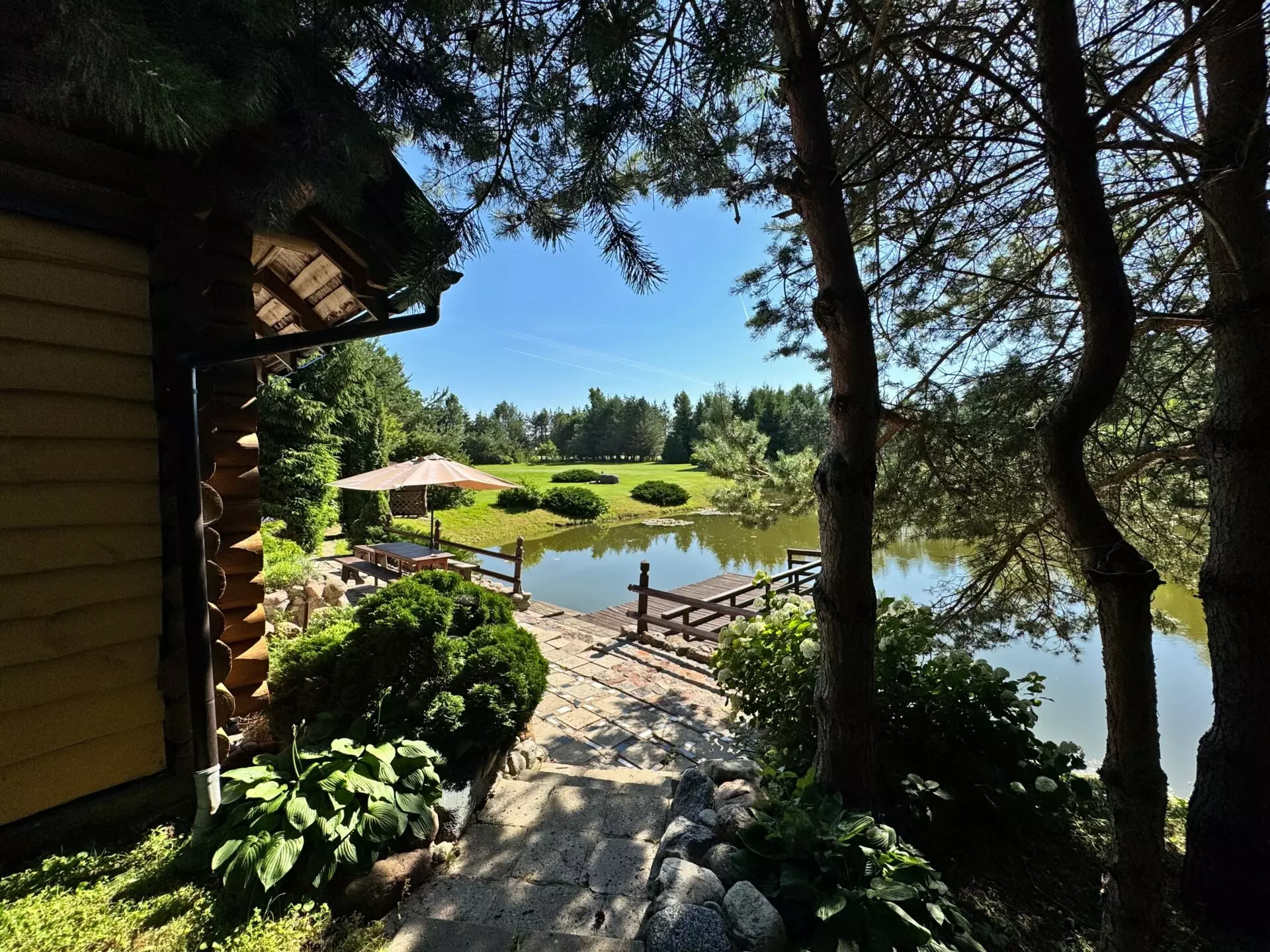 Private Estate Of 5.5 Ha With Two Ponds, Guest Accommodation & Event Facilities