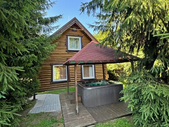 Private Estate Of 5.5 Ha With Two Ponds, Guest Accommodation & Event Facilities