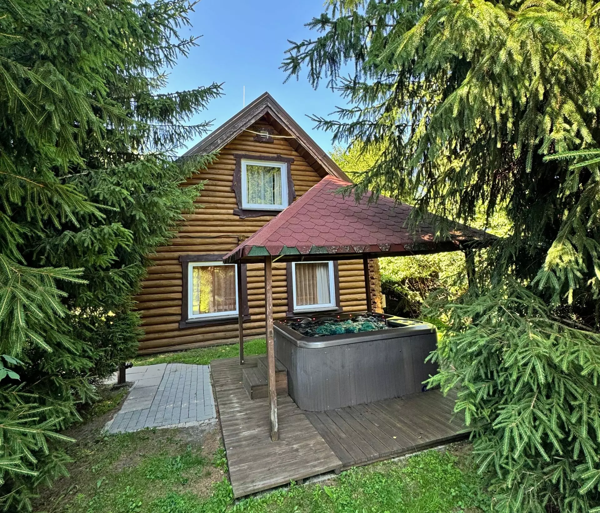 Private Estate Of 5.5 Ha With Two Ponds, Guest Accommodation & Event Facilities