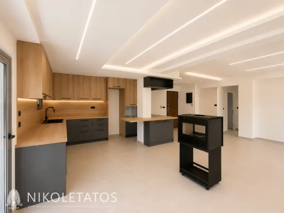 Apartment Of 75 M² With Balcony And Elevator In Patras, Greece