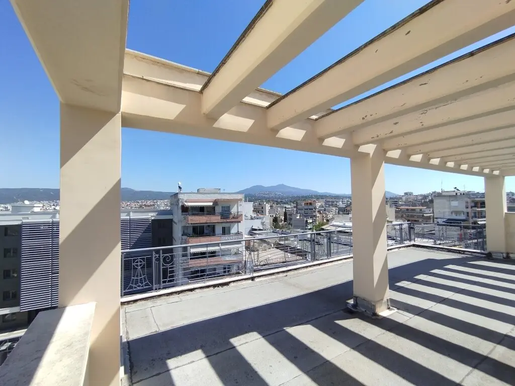 Building Of 3000 M² In The Suburbs Of Thessaloniki