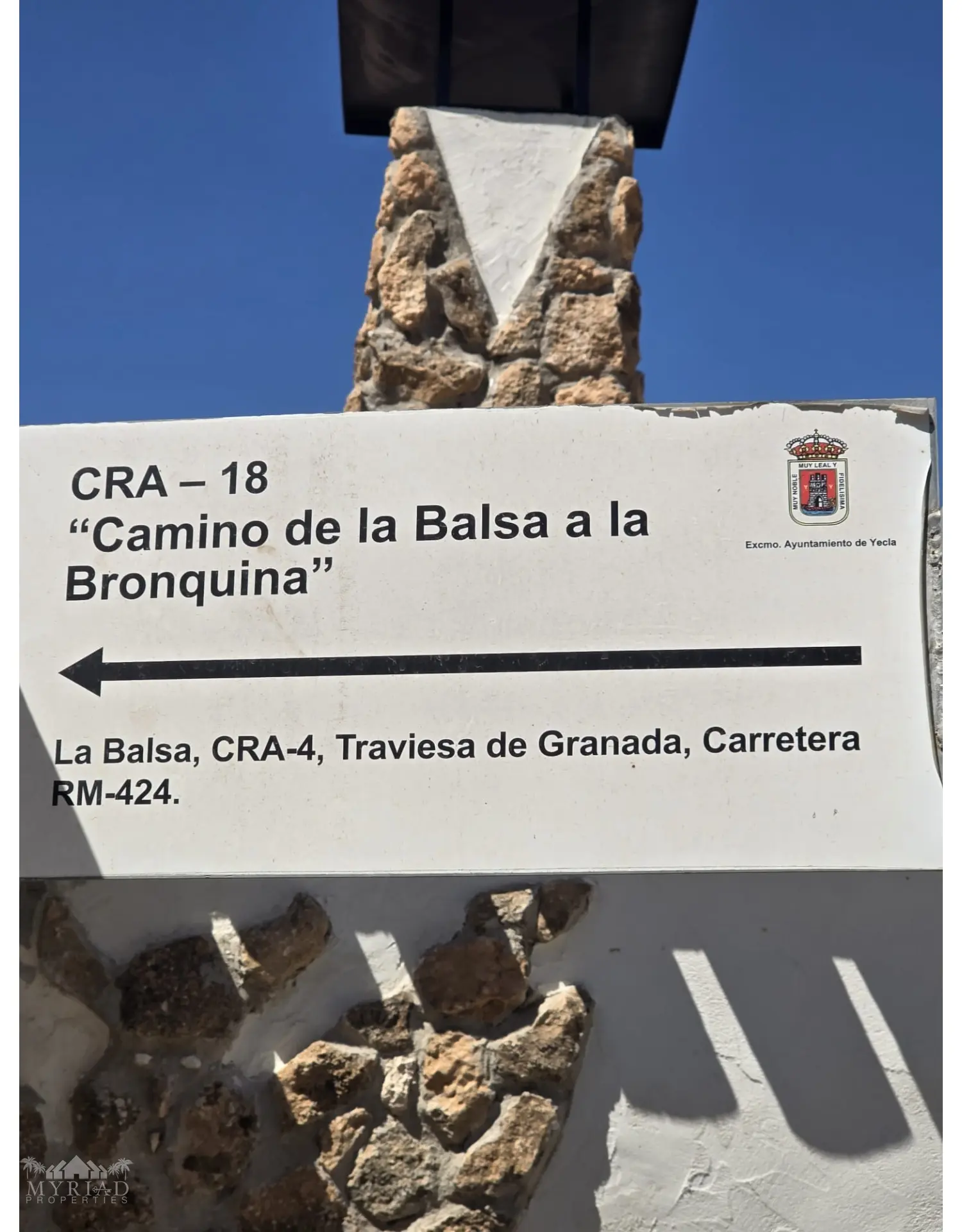3-bedroom Townhouse In Yecla, Spain (162 M²)
