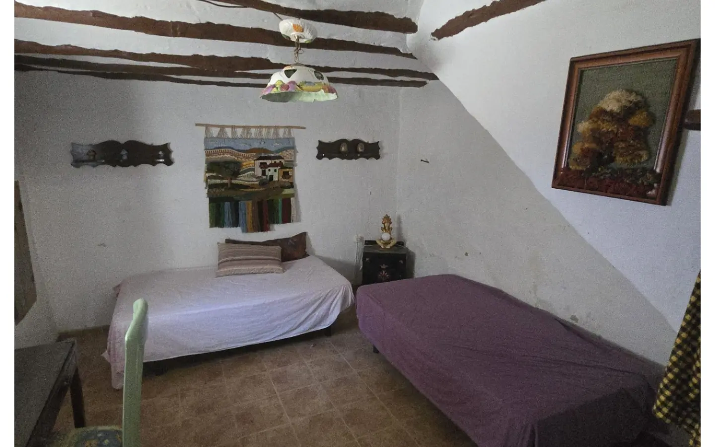3-bedroom Townhouse In Yecla, Spain (162 M²)