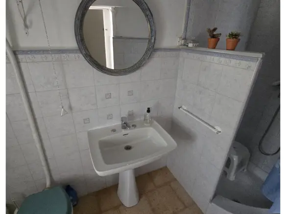 3-bedroom Townhouse In Yecla, Spain (162 M²)