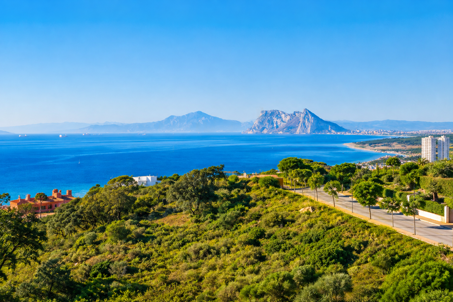 Plot Of 1200 M² With Villa Project And License In Bahía De Las Rocas, Sotogrande