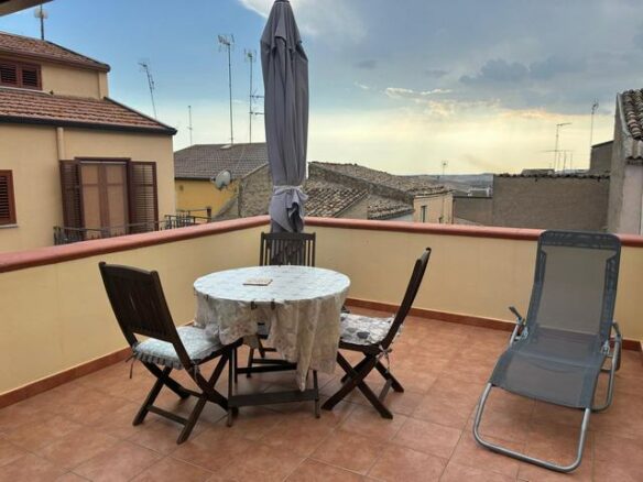 Townhouse In Sicily – Monaco Via Catania