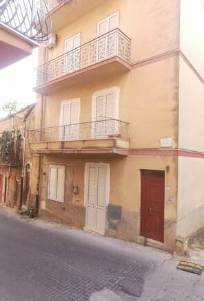 Townhouse In Sicily – Casa Perzia Vicolo Nuara