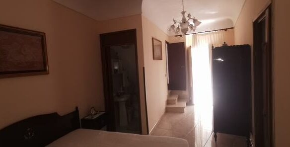 Townhouse In Sicily – Montalbano Via Perciò