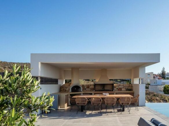 Novel — Contemporary 3-bedroom Villa With Uninterrupted Sea Views
