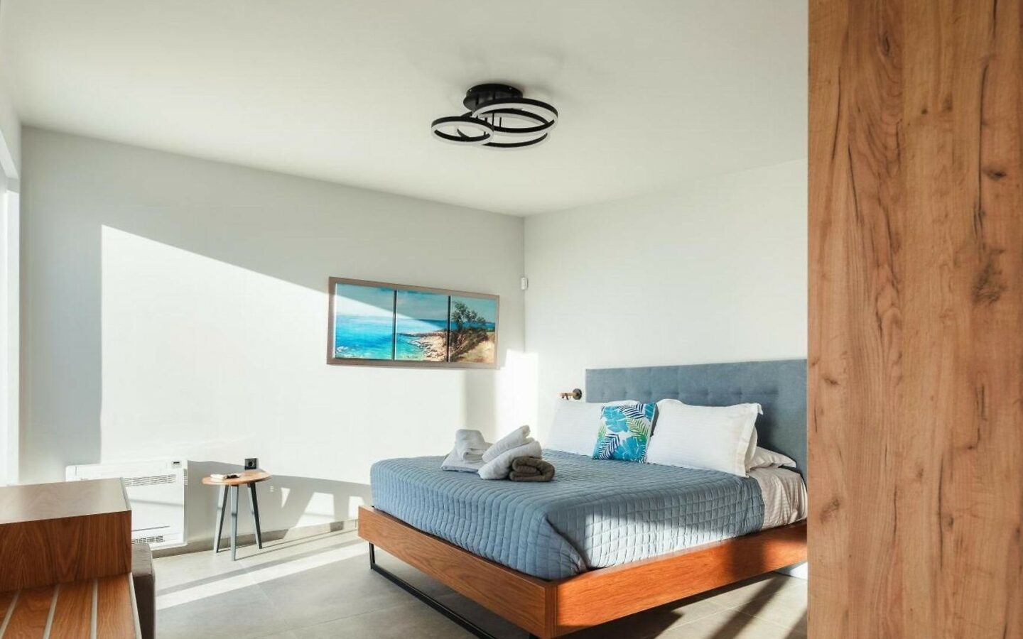 Novel — Contemporary 3-bedroom Villa With Uninterrupted Sea Views