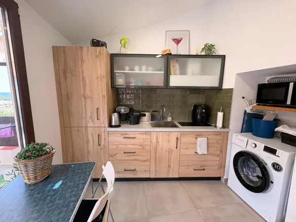 4-bedroom Townhouse In Biar, Spain (321 M²)