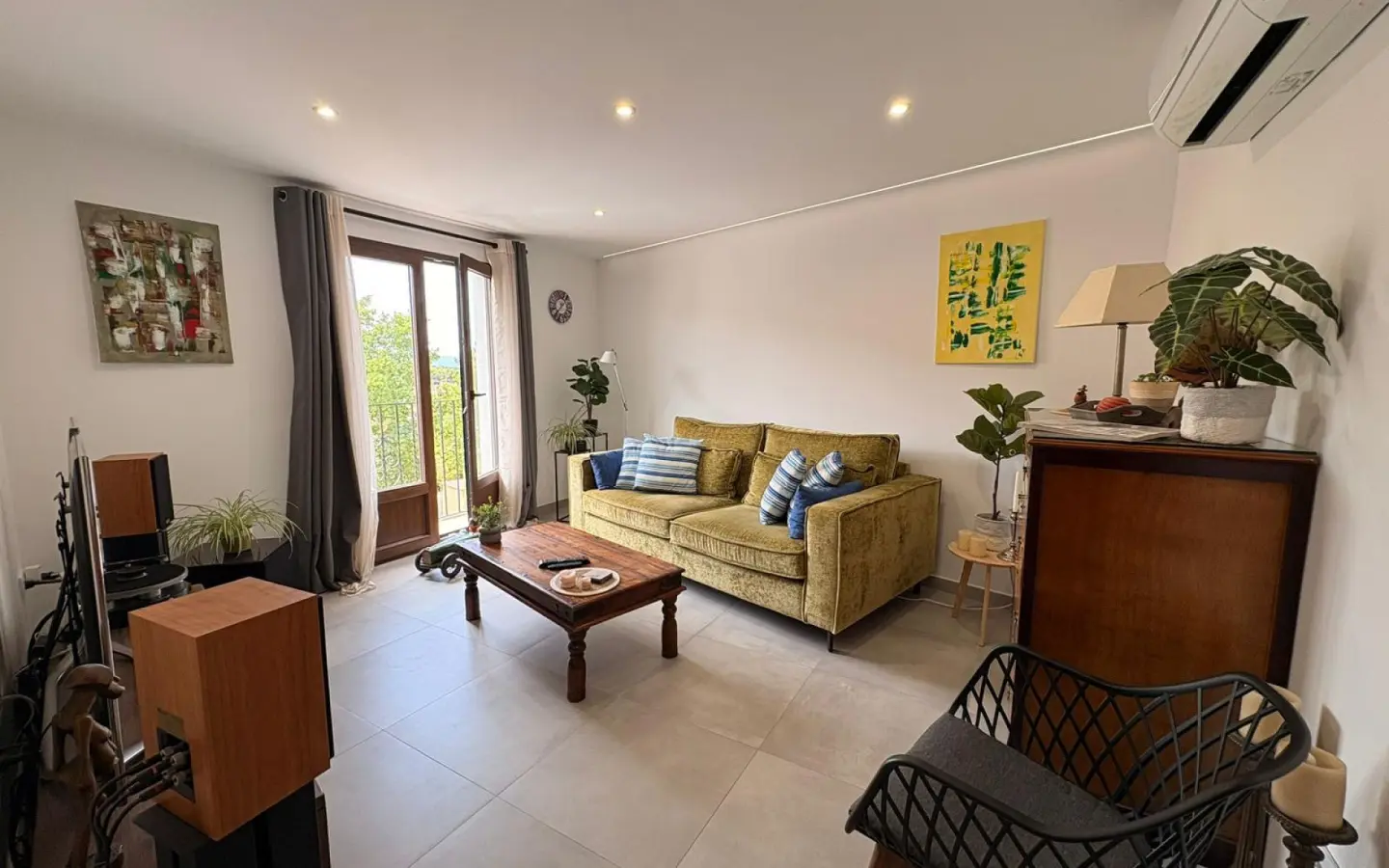 4-bedroom Townhouse In Biar, Spain (321 M²)