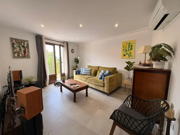 4-bedroom Townhouse In Biar, Spain (321 M²)