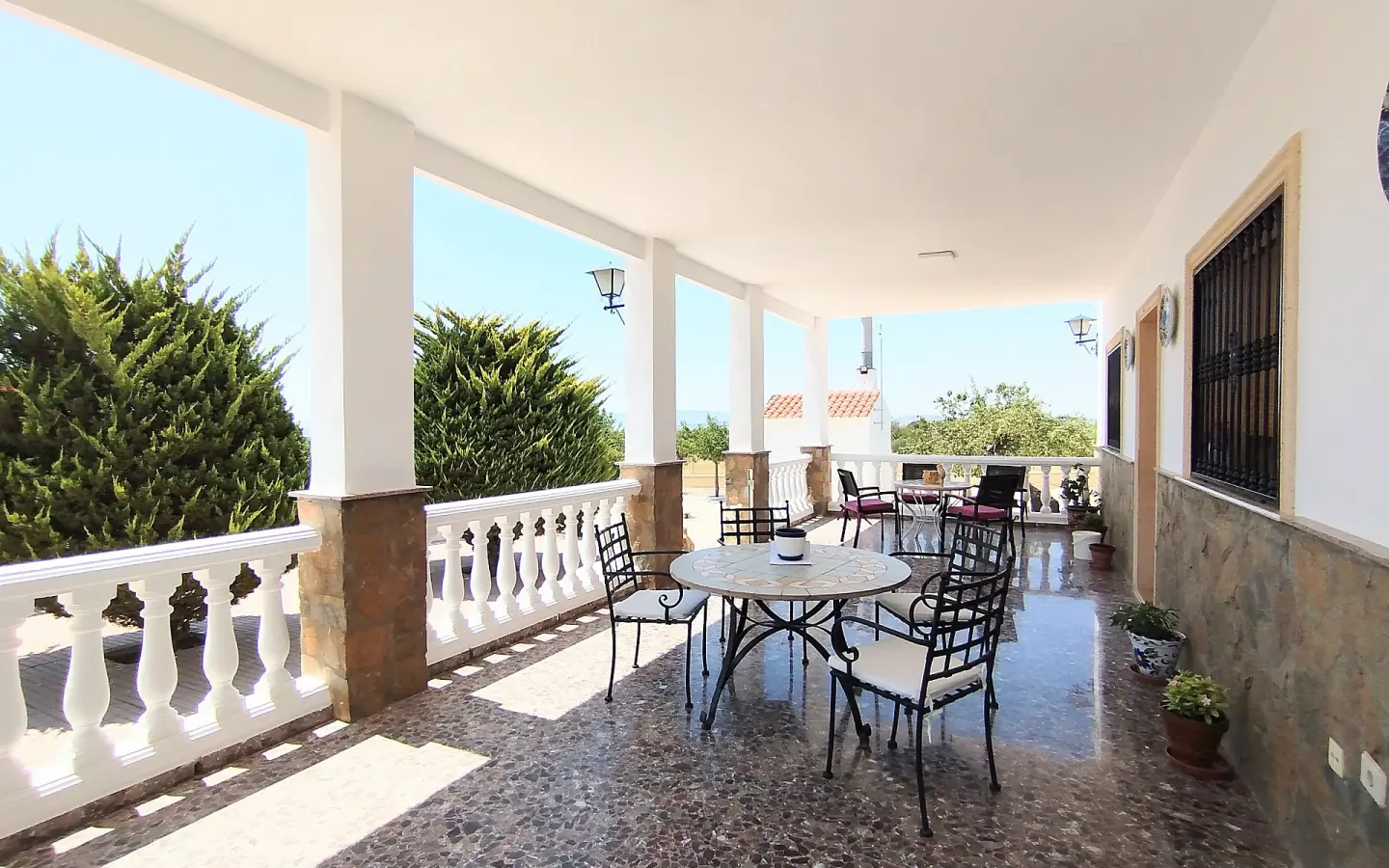 Country House Of 190 M² With A Garden In Yecla, Spain