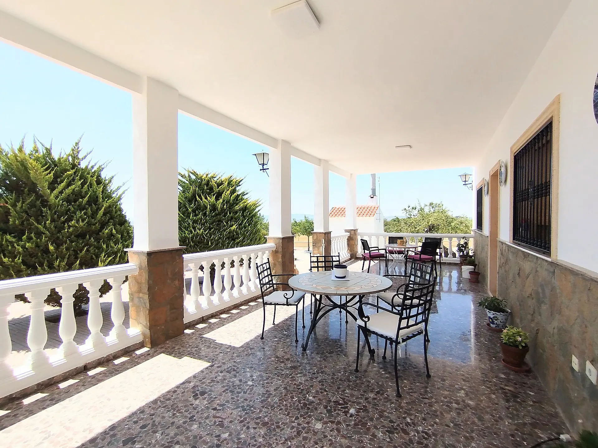 Country House Of 190 M² With A Garden In Yecla, Spain